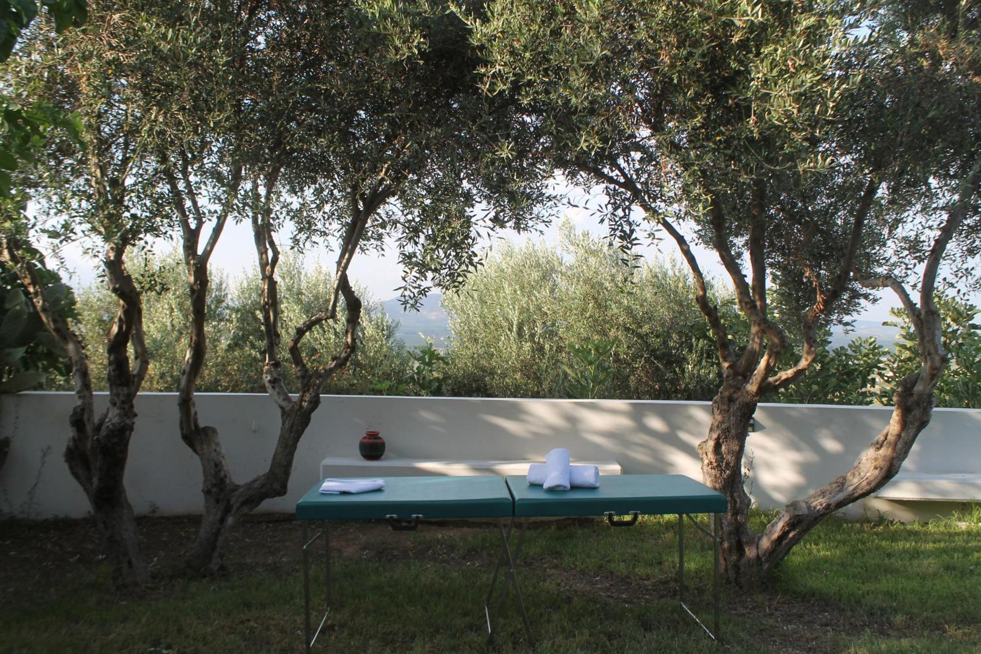 A Crystal Clear House In Pyrgos, Heraklion Crete Pirgos  外观 照片